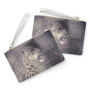 Cat Who Loves Snow | Clutch Bag